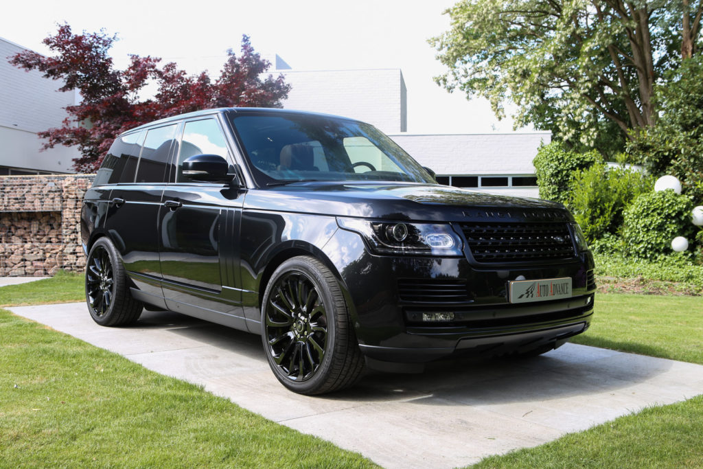 mengsel Accor Harden Range Rover Autobiography Supercharged - Auto Advance